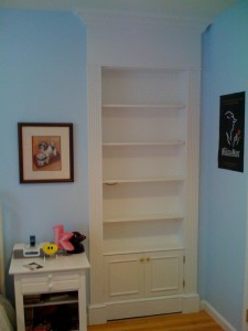 Secret Bookshelf Door Opens to Hidden Room