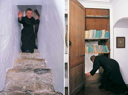 Hidden Passage to Priest Room