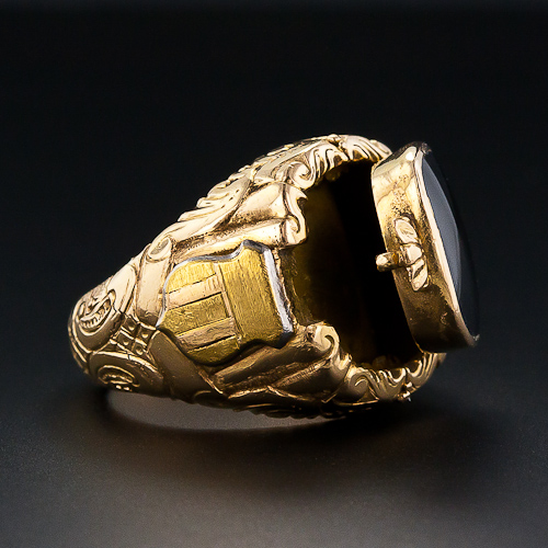 Gold Poison Ring with Hidden Compartment