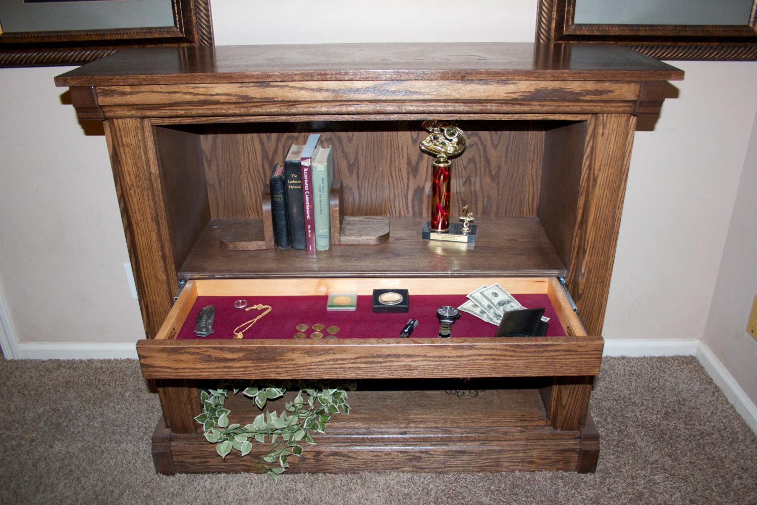 Secret Drawer in Bookshelf